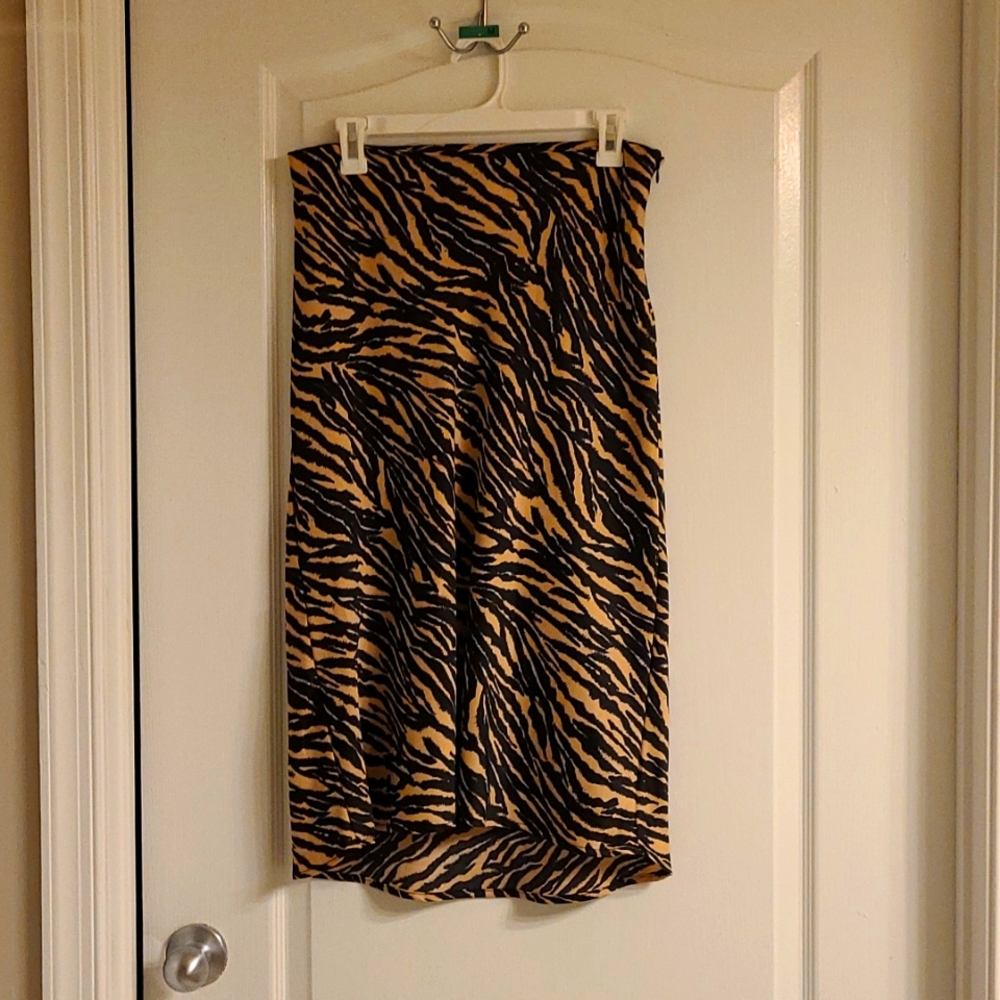Leopard print slip skirt